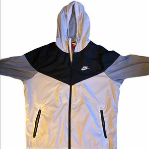 NIKE WINDBREAKER
